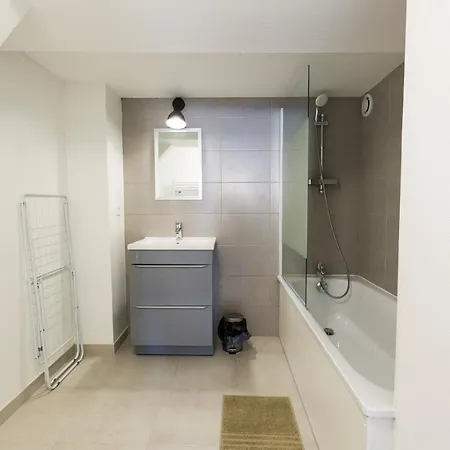 Au Refuge Hyper Centre Joigny Apartment Exterior photo